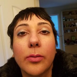 Meet your Posher, Haleh